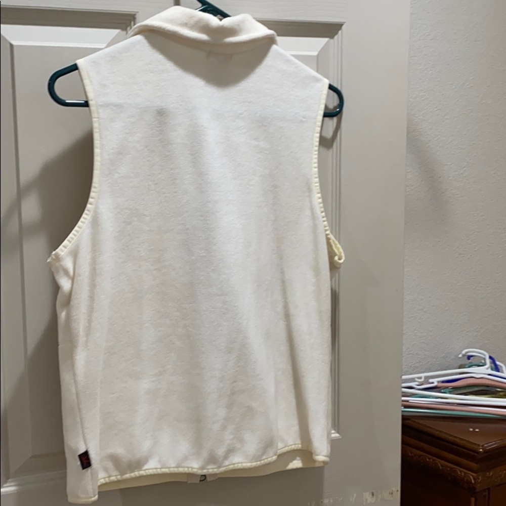 Vest - Picture 3 of 3